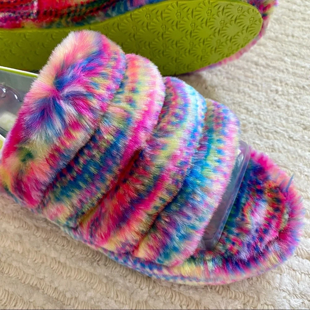 NWT Ugg Fluff Yeah Pixelate slippers